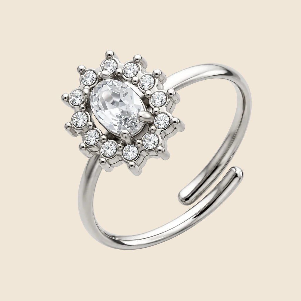 Vintage Crystal Adjustable Ring - Silver Clear