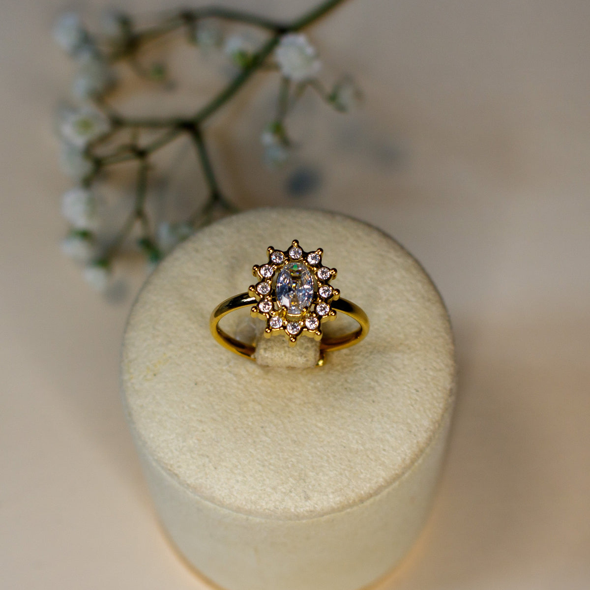 Vintage Crystal Adjustable Ring - Gold Clear